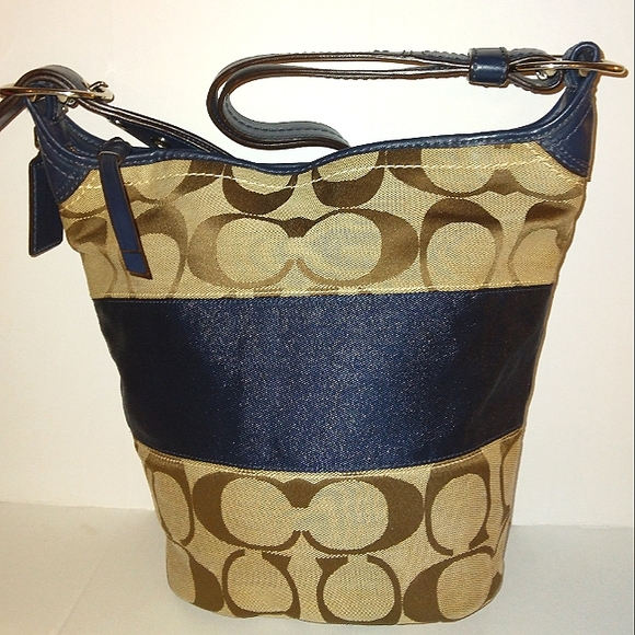 ☆Brand New☆COACH Signature Large Rugby Stripe 2 Way Duffle Crossbody - Picture 16 of 16